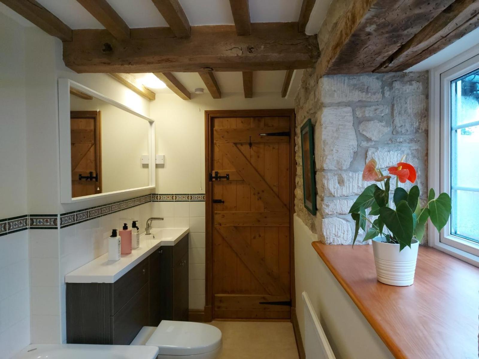 Thames Head Wharf - Historic Cotswold Cottage With Stunning Countryside Views Cirencester Dış mekan fotoğraf